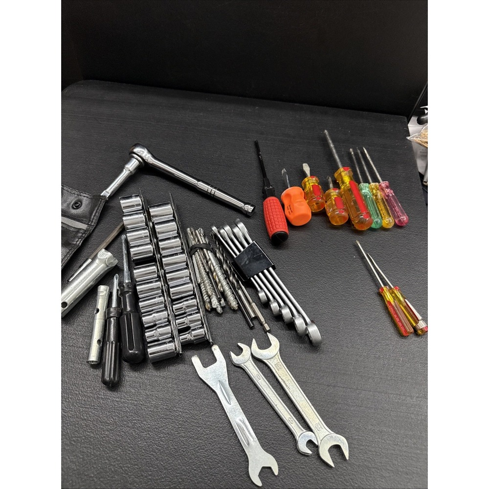 Used Tools. Mix Pieces